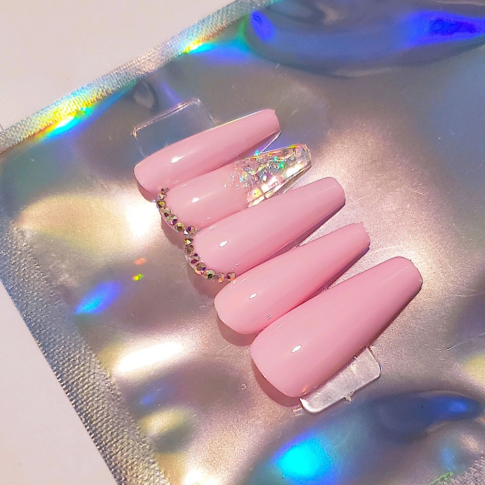 BUY ONE GET ONE FREE❗️Pink Rhinestone PressOns 💖 - Picture 3 of 4